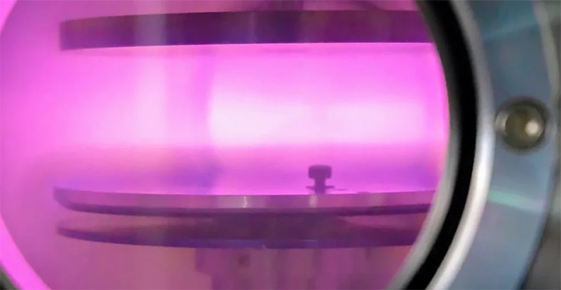 Apa Etching Plasma Suhu Rendah?