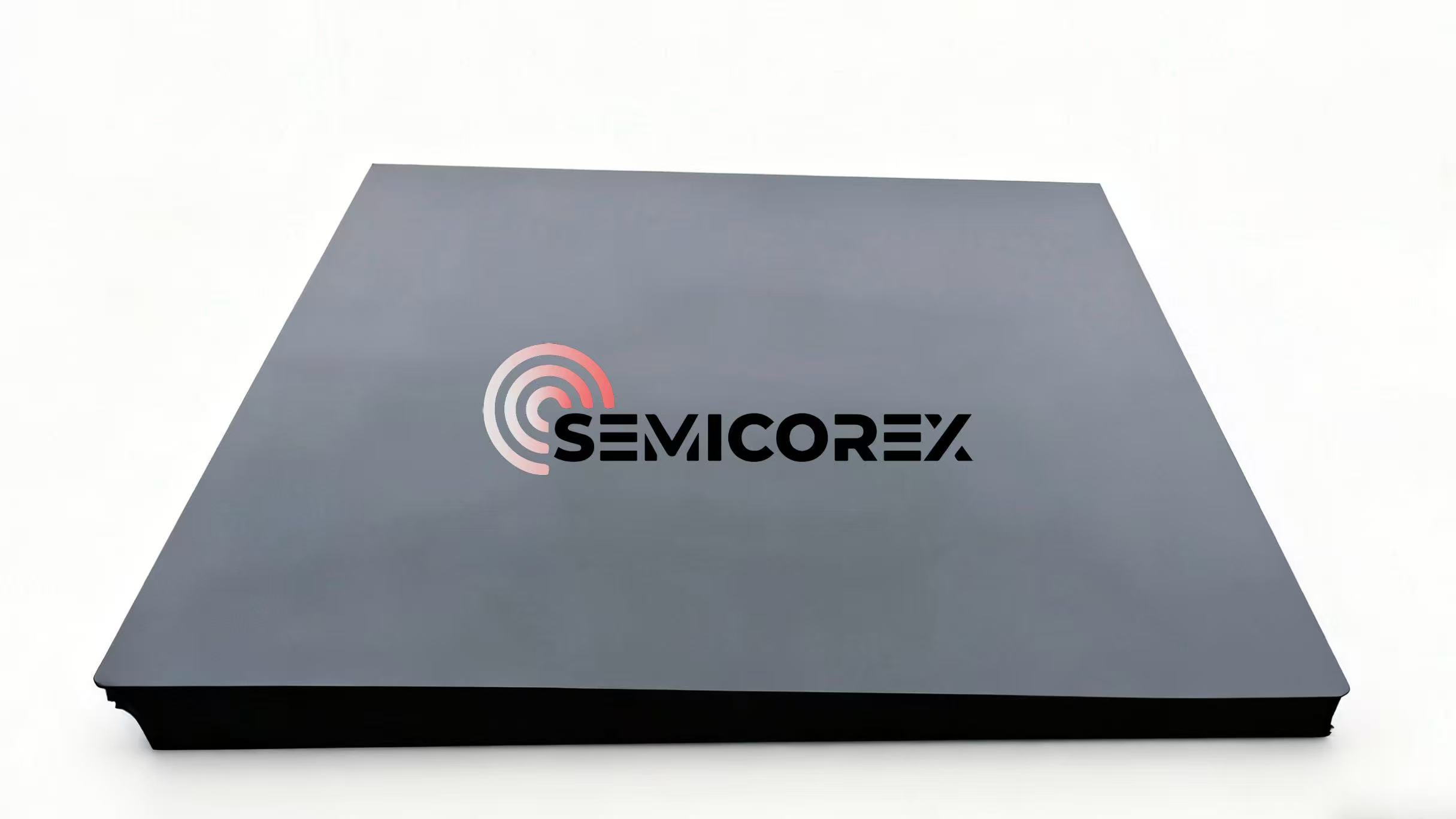 Apa karakteristik keramik alumina ireng